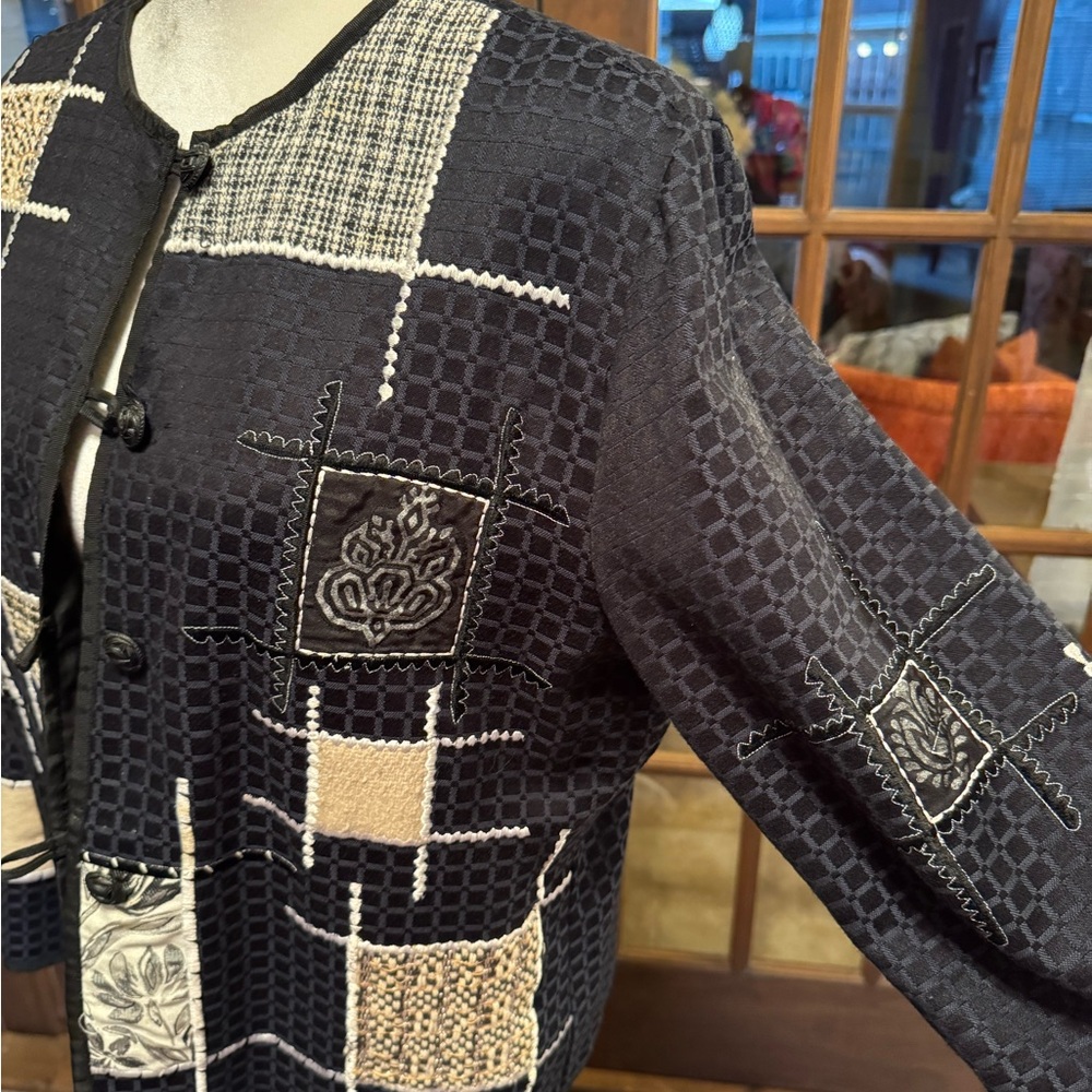 Allure Black Patchwork Floral Jacket S - image 5